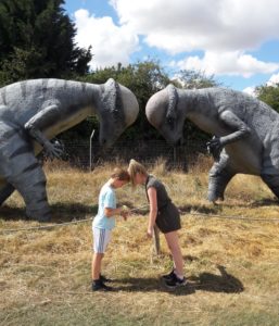 Children-and-dinosaurs-at-All-Things-Wild