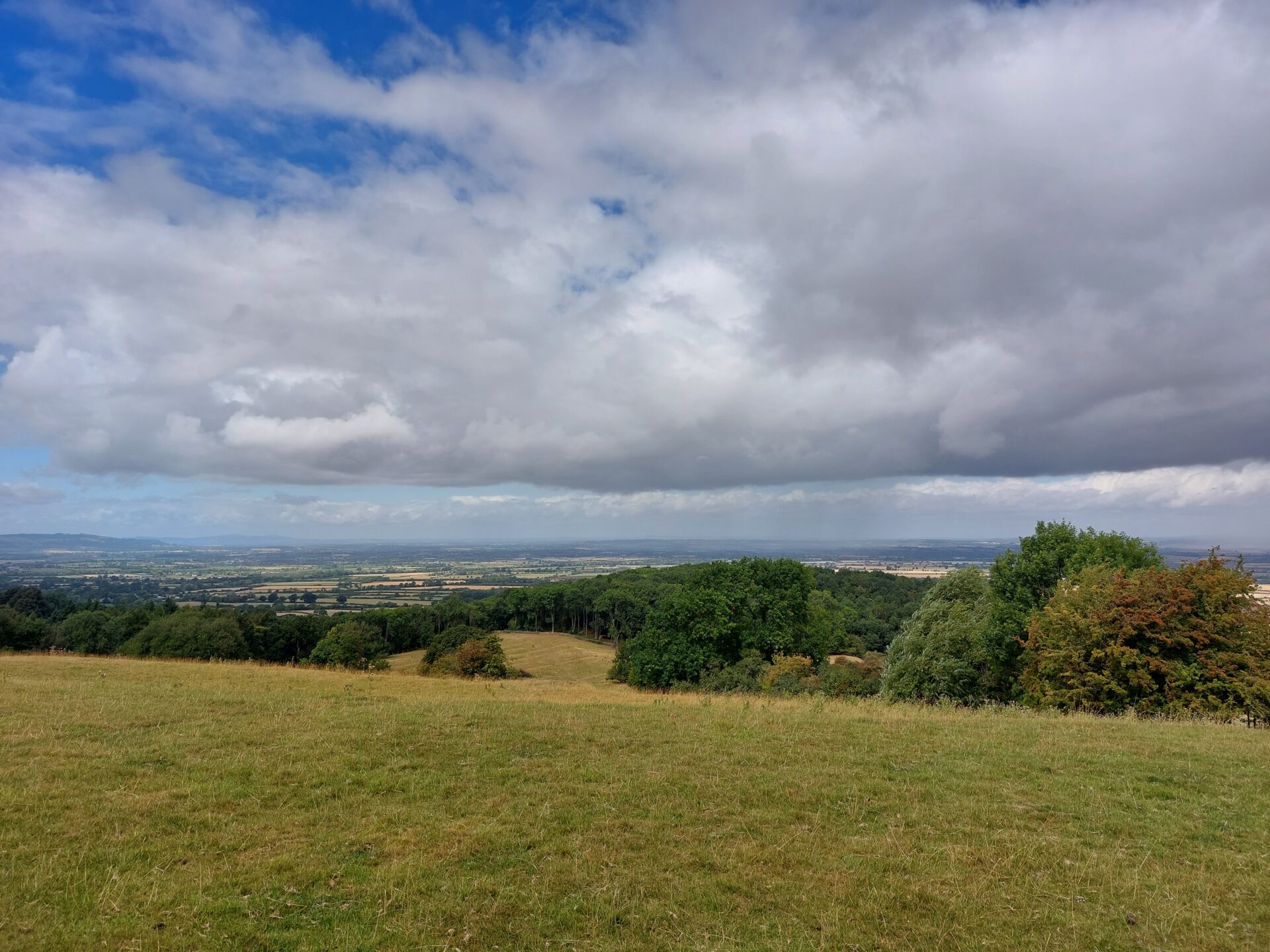 Glamping in Gloucestershire - great views of hills and skies